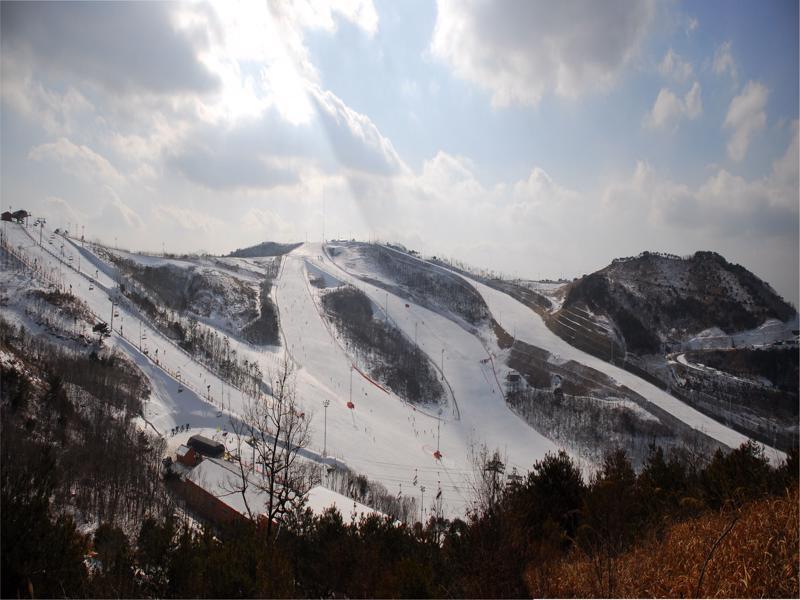 Eden Valley Resort Yangsan Exteriör bild